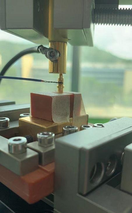 고전류 포고 핀 테스트